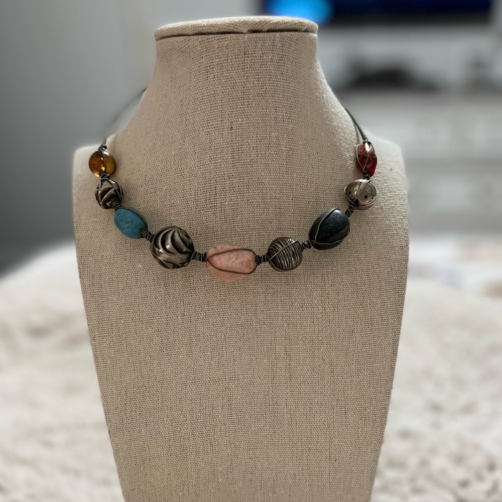 Choker style necklace